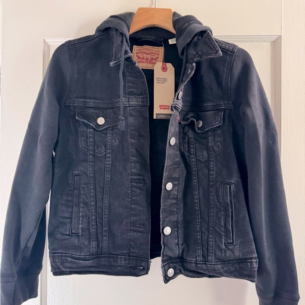 Levi’s black trucker jacket with hood